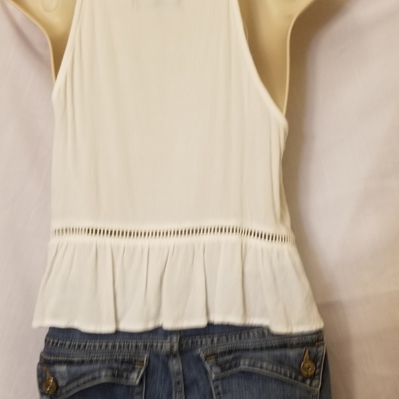 GREAT Kendall & Kylie Tank👑🎉4/$16🔥 - Picture 6 of 10